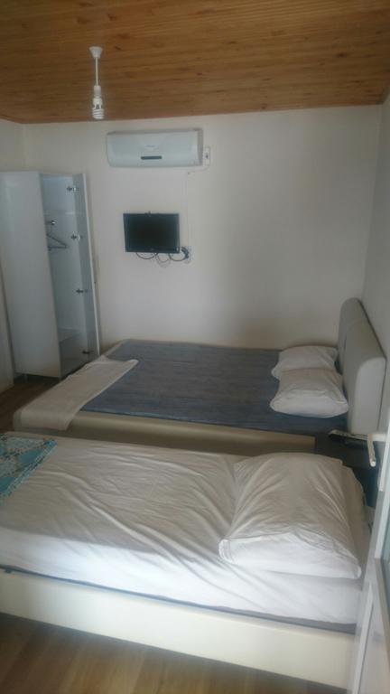Erkin Apart Hotel Karsiyaka  Buitenkant foto