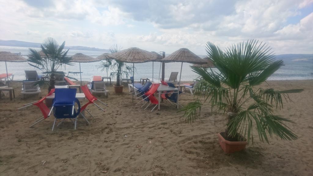 Erkin Apart Hotel Karsiyaka  Buitenkant foto