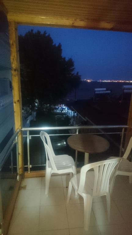 Erkin Apart Hotel Karsiyaka  Buitenkant foto