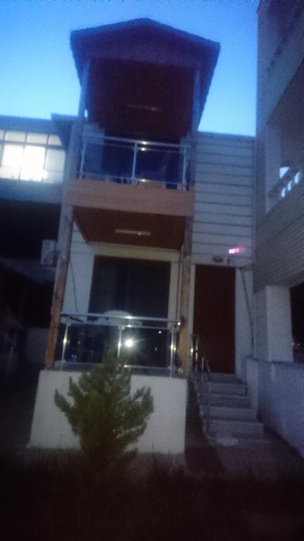 Erkin Apart Hotel Karsiyaka  Buitenkant foto