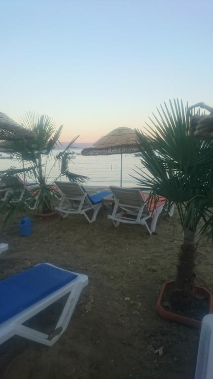 Erkin Apart Hotel Karsiyaka  Buitenkant foto