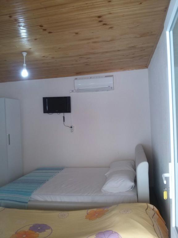 Erkin Apart Hotel Karsiyaka  Buitenkant foto
