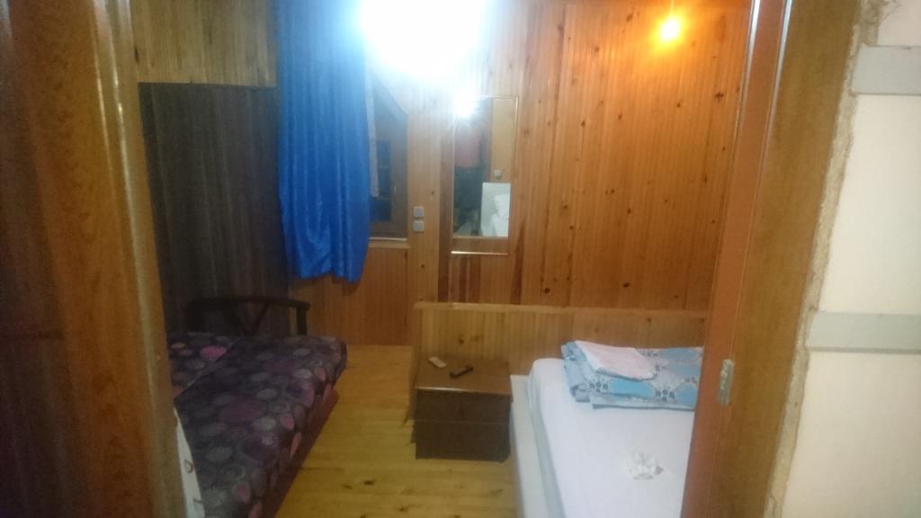 Erkin Apart Hotel Karsiyaka  Buitenkant foto